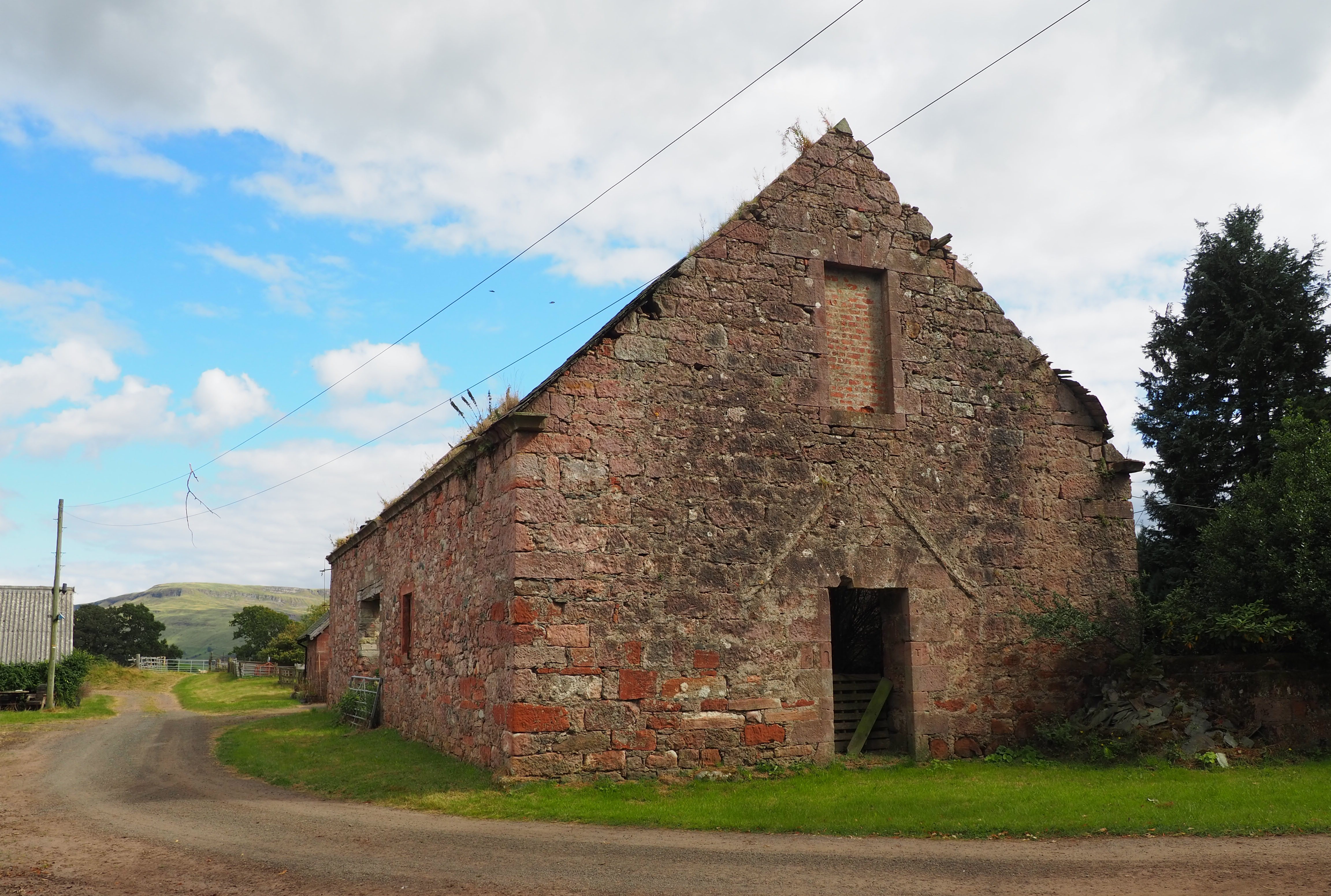 The Holm Kirk at Edenbellie<br>A Story of Dissent and Faith